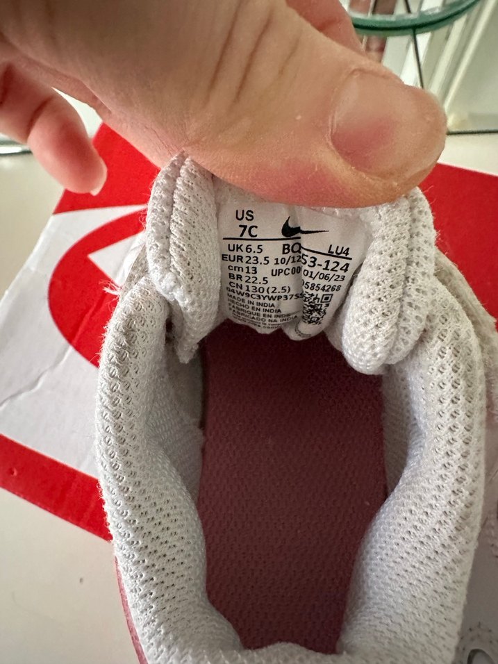 Nike Kız Çocuk Spor Ayakkabı - Görsel 4