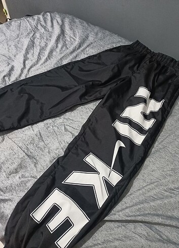 s Beden Nike eşofman altı