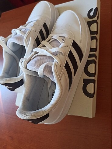 Adidas acil satılık