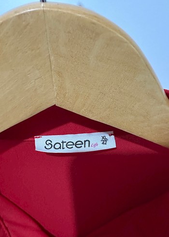 Kırmızı Uzun Kollu Nakışlı Kadın Gömlek - Görsel 3