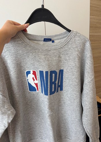 Gri NBA Baskılı Kadın Sweatshirt - Görsel 2