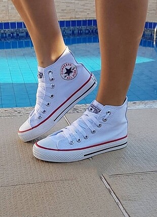 A kaliteli ayakkabı Converse sıfır ürün