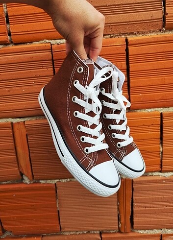 38 no Converse kahve bot