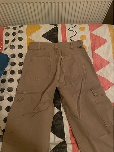 Pull and Bear pull and beat kargo pantalon