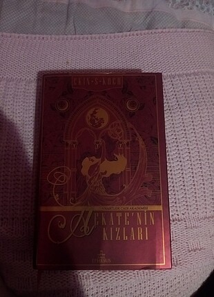 Hekate'nin Kızları
