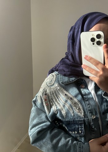 Zara Taş Detaylı Mavi Denim Ceket