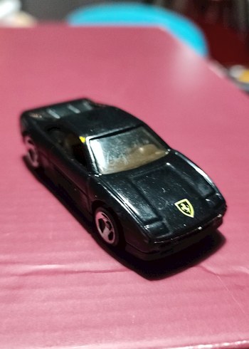 Ferrari yan sanayi hotwheels