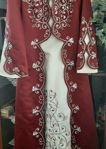Bordo İşlemeli Uzun Kollu Kadın Bindallı