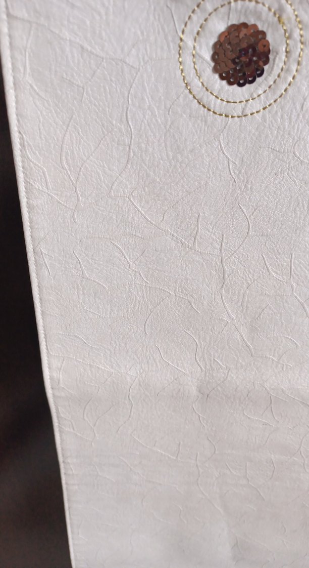 İşlemeli Beyaz Modern Masa Örtüsü ranır - Görsel 5