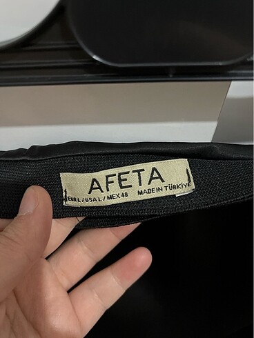 Diğer Siyah saten etek