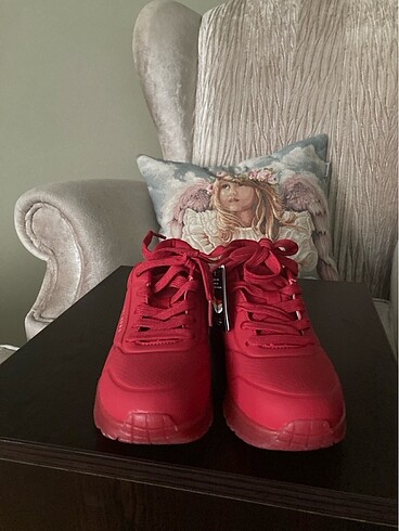 Skechers 35 no sıfır skechers
