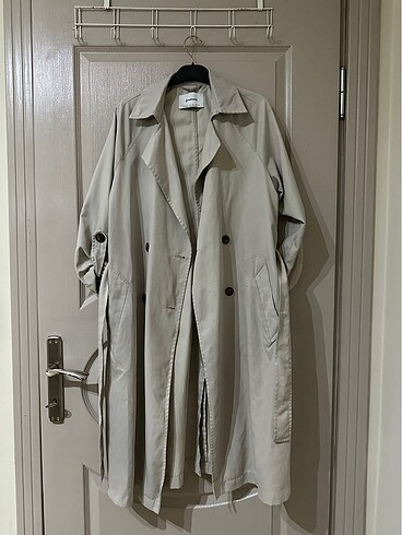 xs Beden Stradivarius trençkot taş rengi