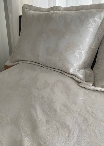 Beyaz Desensiz Yatak Örtüsü - Görsel 5