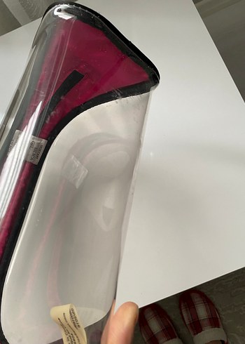 Victoria's Secret Pembe Şeffaf Makyaj Çantası - Görsel 9