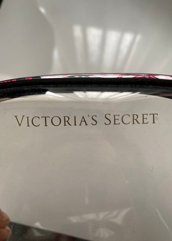 Victoria's Secret Pembe Şeffaf Makyaj Çantası - Görsel 10