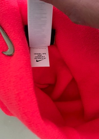 Pembe Kadın Nike Örgü Bere - Görsel 4