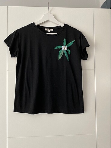 Siyah tshirt