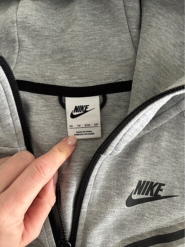 Nike #nike kapüşonlu üst