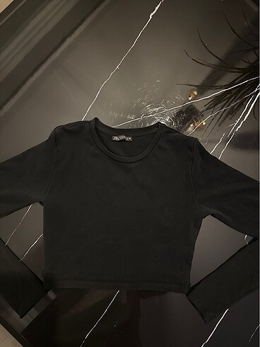 Zara crop