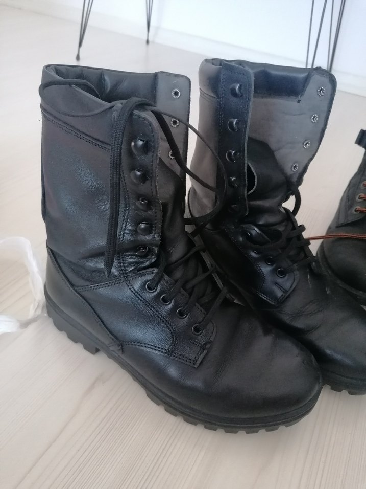 Siyah Deri Erkek Goth Bot - Görsel 3