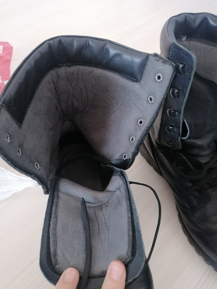 Siyah Deri Erkek Goth Bot - Görsel 2