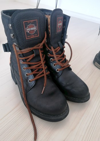 38 Beden Harley davidson 38 numara siyah bot bayan