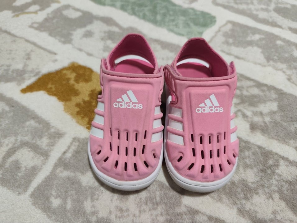 Kız Çocuk Pembe Lastikli Kauçuk Sandalet - Görsel 4