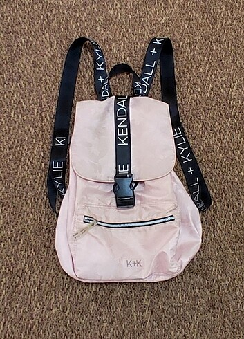 Kendall &Kylie Sırt Çantası 