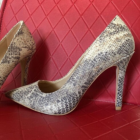 Zara Stiletto