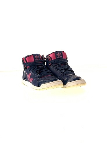 Adidas Adidas Spor Ayakkabı %70 İndirimli.