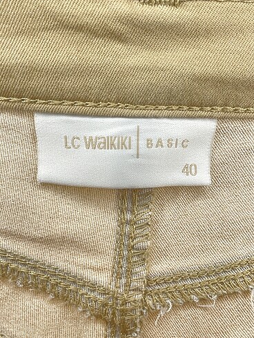40 Beden çeşitli Renk LC Waikiki Kumaş Pantolon %70 İndirimli.