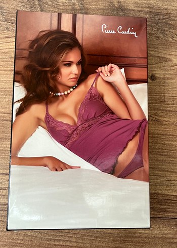 Beyaz Mini Parlak Bohem İnce Askılı Pijama