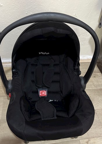 Babyfun Siyah Bebek Oto Koltuğu puset
