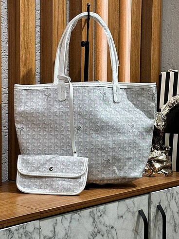 Goyard beyaz büyük kol çantası
