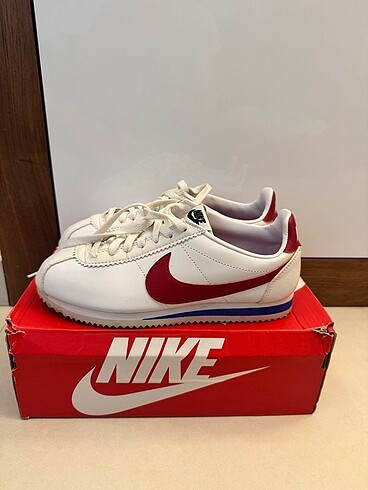 38,5 Beden Nike Classic Cortez