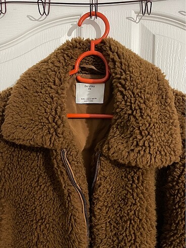 BERSHKA PELUŞ KÜRK CEKET