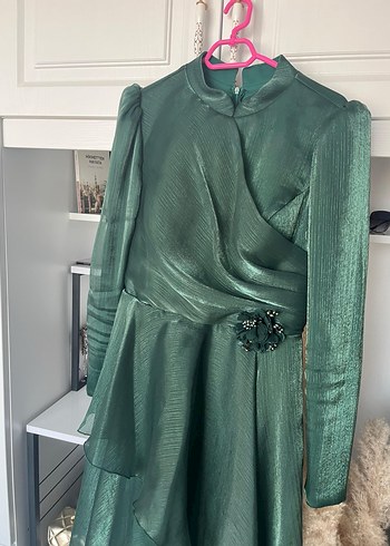 Drapeli Uzun Yeşil Kadın Abiye Elbise - Görsel 4