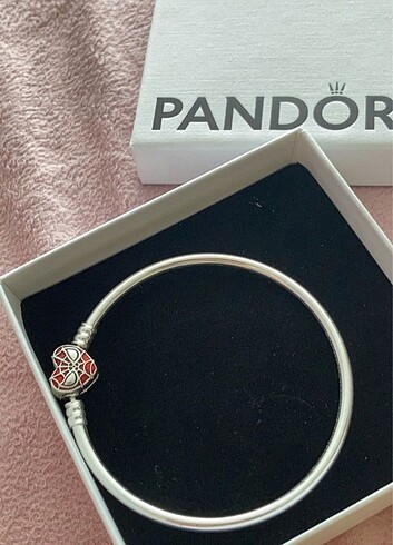 PANDORA SPİDERMAN BİLEKLİK