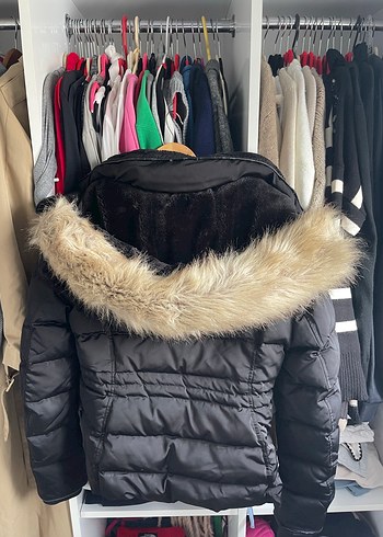 Zara Kürk Detaylı Siyah Kadın Kaz Tüyü Kışlık Mont - Görsel 3