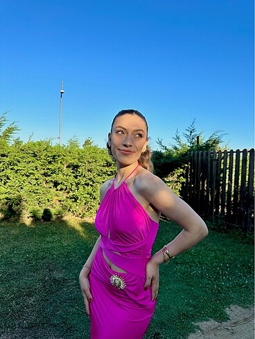 s Beden Zeynep Tosun Trendyolmilla Pembe Abiye