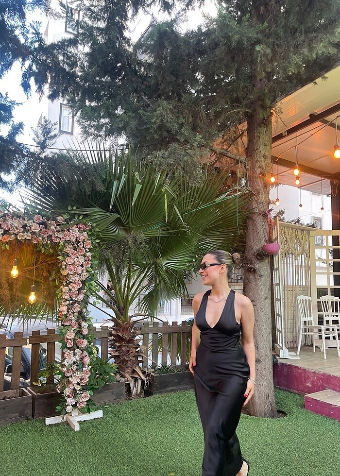 Zara siyah saten elbise - Görsel 2