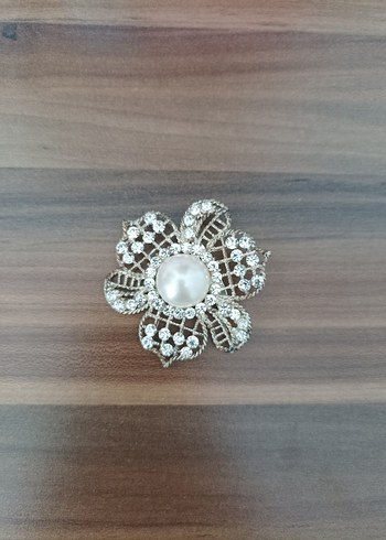 İnci Detaylı Vintage Çiçek Broş