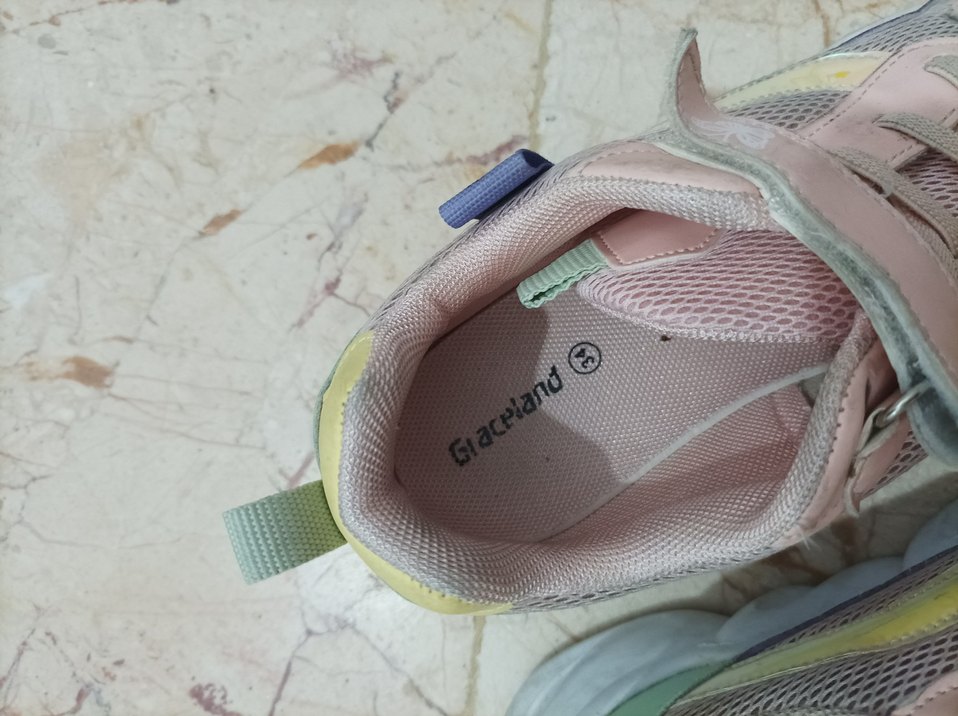 Kızlar için Pastel Renkli Bağcıksız Spor Ayakkabı - Görsel 3