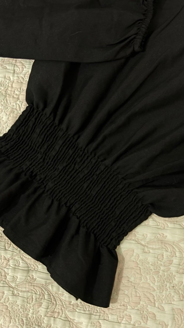 Siyah Uzun Kollu Fırfırlı Kadın Bluz - Görsel 4