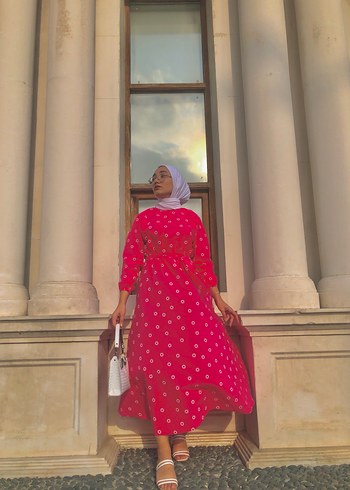 Pembe desenli günlük elbise - Görsel 2