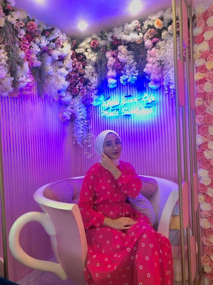 Pembe desenli günlük elbise - Görsel 3