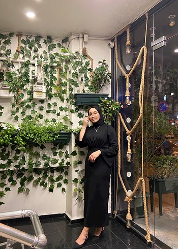 Siyah Uzun Kollu Yüksek Yaka Kadın Elbise - Görsel 2