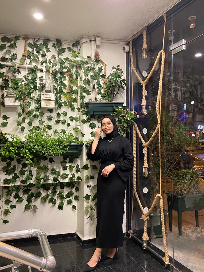 Siyah Uzun Kollu Yüksek Yaka Kadın Elbise - Görsel 2