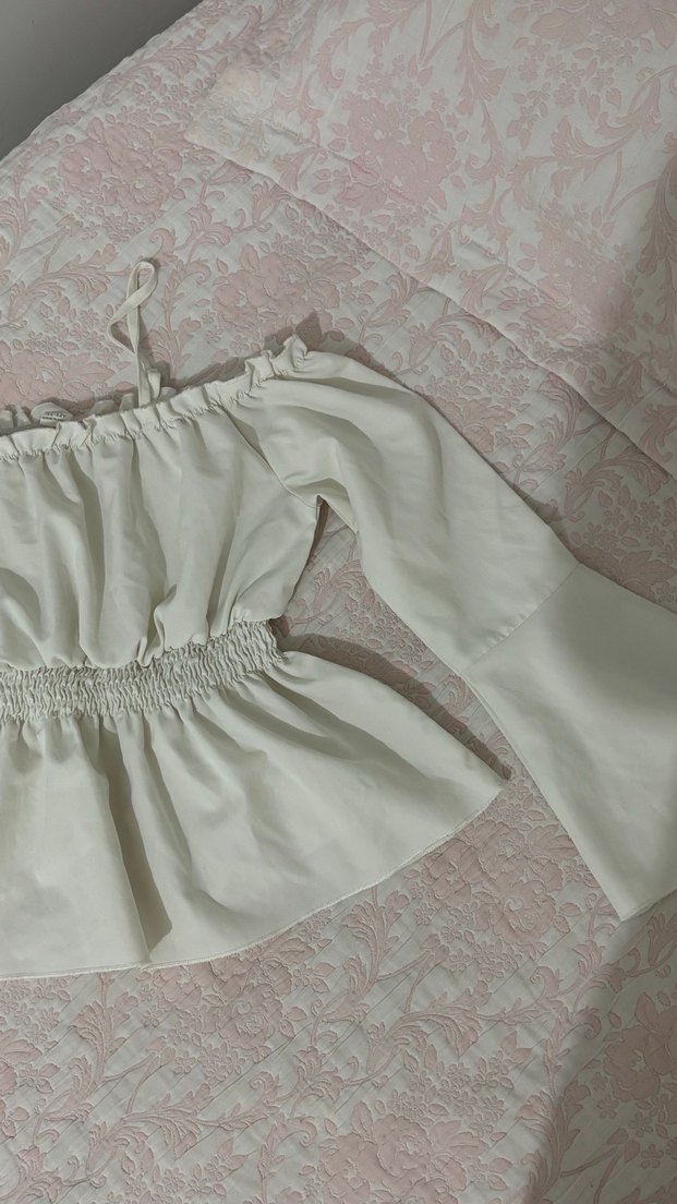 Beyaz Straplez Fırfırlı Bohem Bluz - Görsel 3