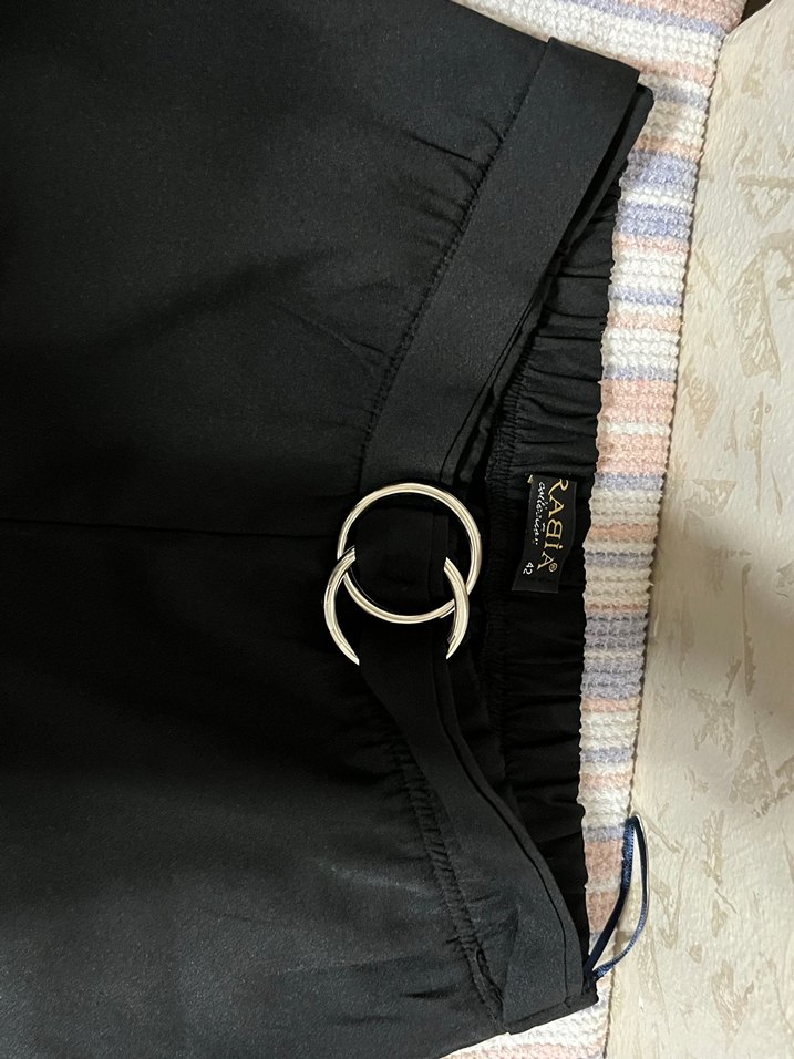 Kadın Siyah Kuşaklı Kumaş Pantolon - Görsel 2